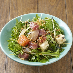 島豆腐と海鮮のサラダ