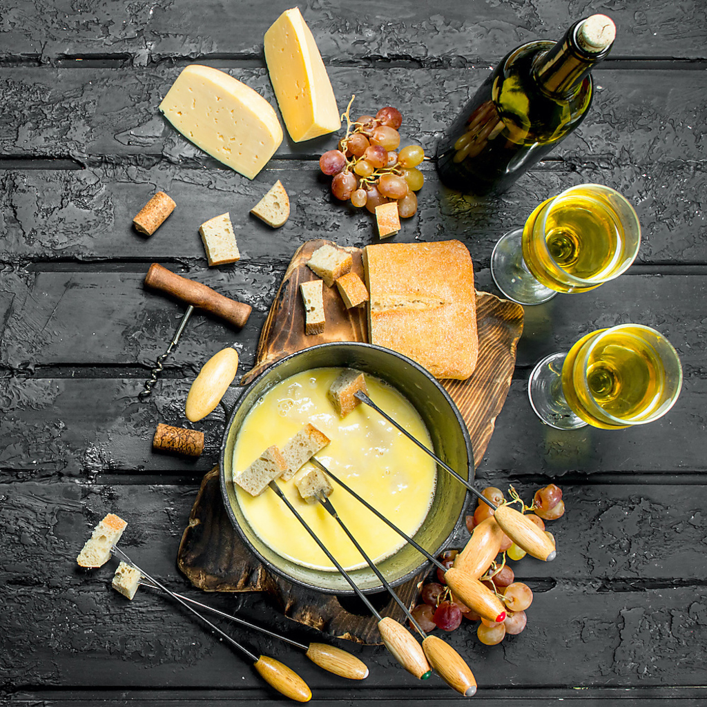 《話題沸騰中！》チーズフォンデュや肉寿司もご用意！