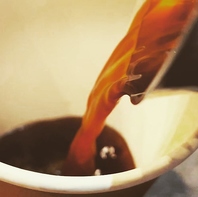 充実したドリンクとこだわりの珈琲。