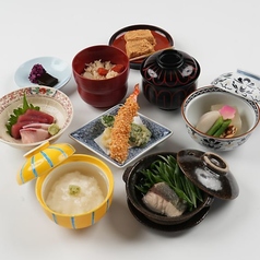 ＜当店一番人気＞　田ごとの季節御膳　