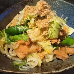 豚バラたっぷり焼きうどん