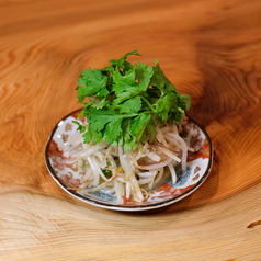 パクチーともやしのナムル