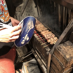 【炭火で焼き上げたジューシー焼鳥】