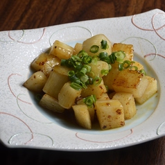 山芋の酒盗バター焼き