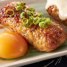 鶏つくね 月見卵黄添え