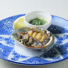 厳選されたお肉と旬の食材が奏でる絶妙なハーモニー。