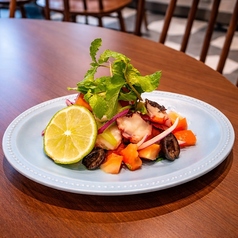 ミント薫るタコのセビーチェ