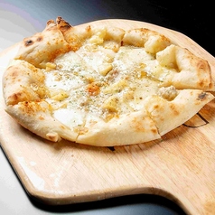 クワトロフォルマッジ(約20cm)