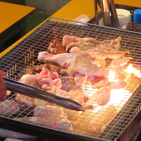 カフェテラス minion ビアガーデン 蹴