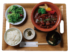 十勝マッシュルームのデミソースハンバーグ