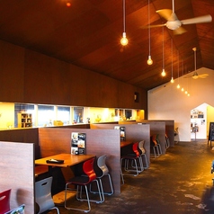 ディスイズカフェ This Is Cafe 藤枝店の雰囲気3