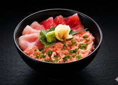 鮪三色丼