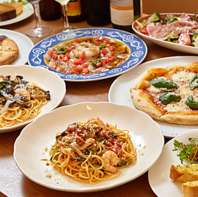 誰もが魅了される当店名物の生パスタランチ９９０円～