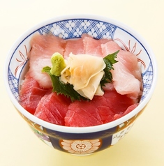 鮪二色丼