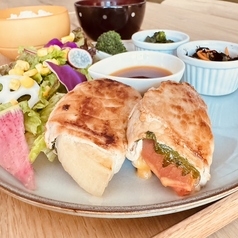 8/10~8/14 たまねぎとトマトの大葉枚豚ロース巻きソテーセット