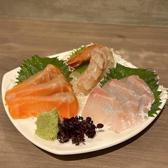 お刺身盛り合わせ　3種