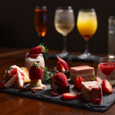 京都の隠れ家カフェで、非日常のひとときを。