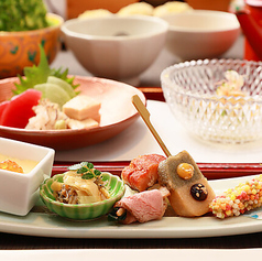 【飲み放題120分付き】人気の【饗宴ーKYOENー】(10名様以上~)