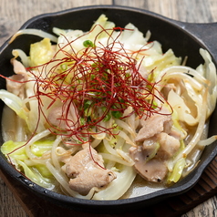 ねぎ塩ホルモン炒め