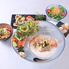 フレンチソーキそば専門店 Salmon Noodle 3.0 首里店のコース写真