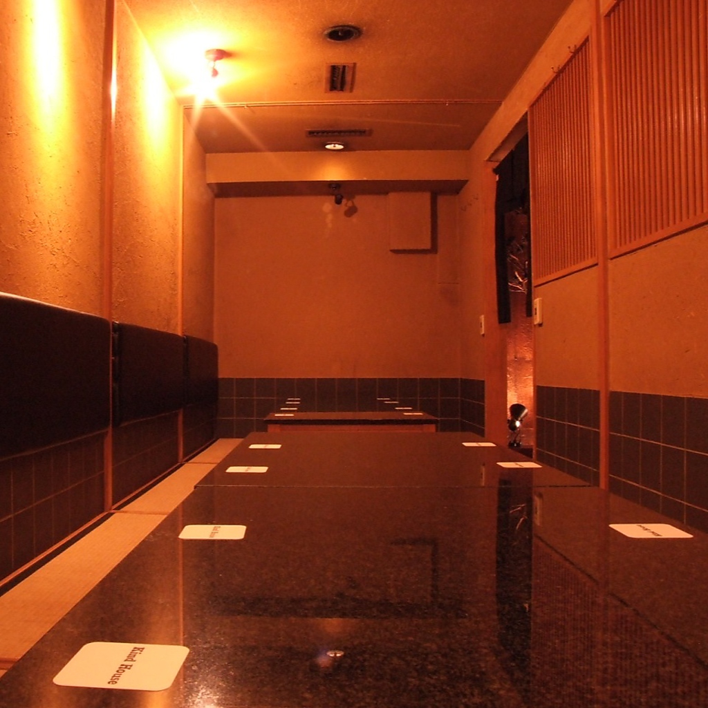 20名様まで可能な掘りこたつ個室席