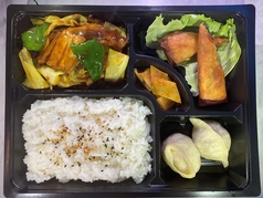 回鍋肉弁当