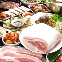 オモニとアジョシが作る豊富な韓国家庭料理メニュー！