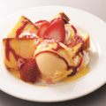 料理メニュー写真 苺のアイスショートケーキ