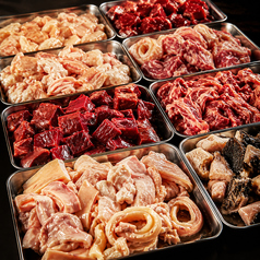梶谷ミート直送、新鮮な国産ホルモン炭火焼きです!!