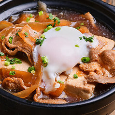 肉豆腐 温玉のせ