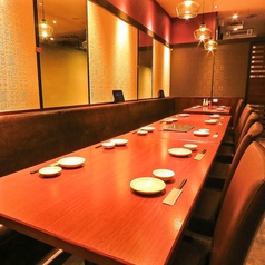 団体様がご利用できる広々とした個室もご用意致します。【北千住で個室のあるお店をお探しなら北海道へ】