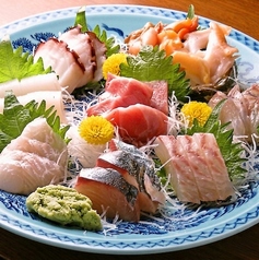 季節ごとにお楽しみいただける【お刺身盛り合わせ】