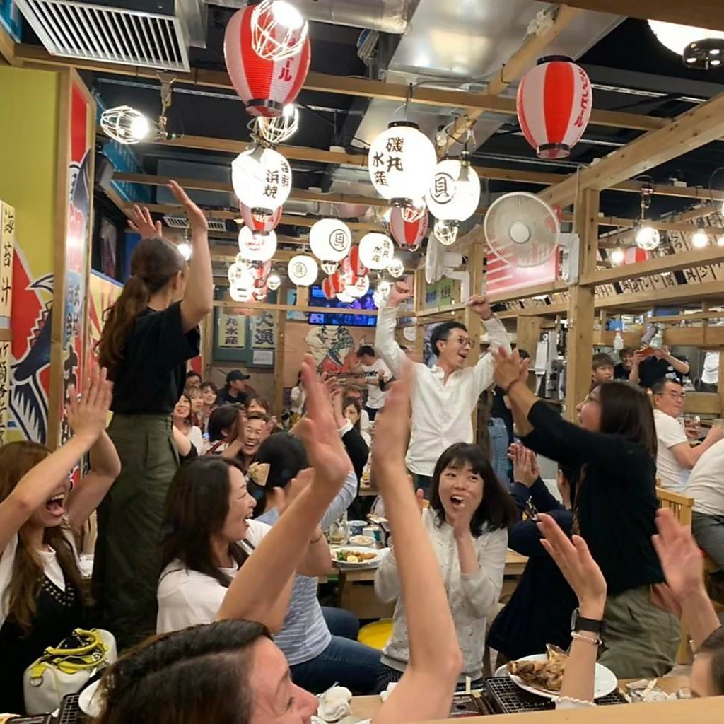 磯丸水産では団体様でのご宴会もご予約承り中！人数などお気軽にご相談ください！