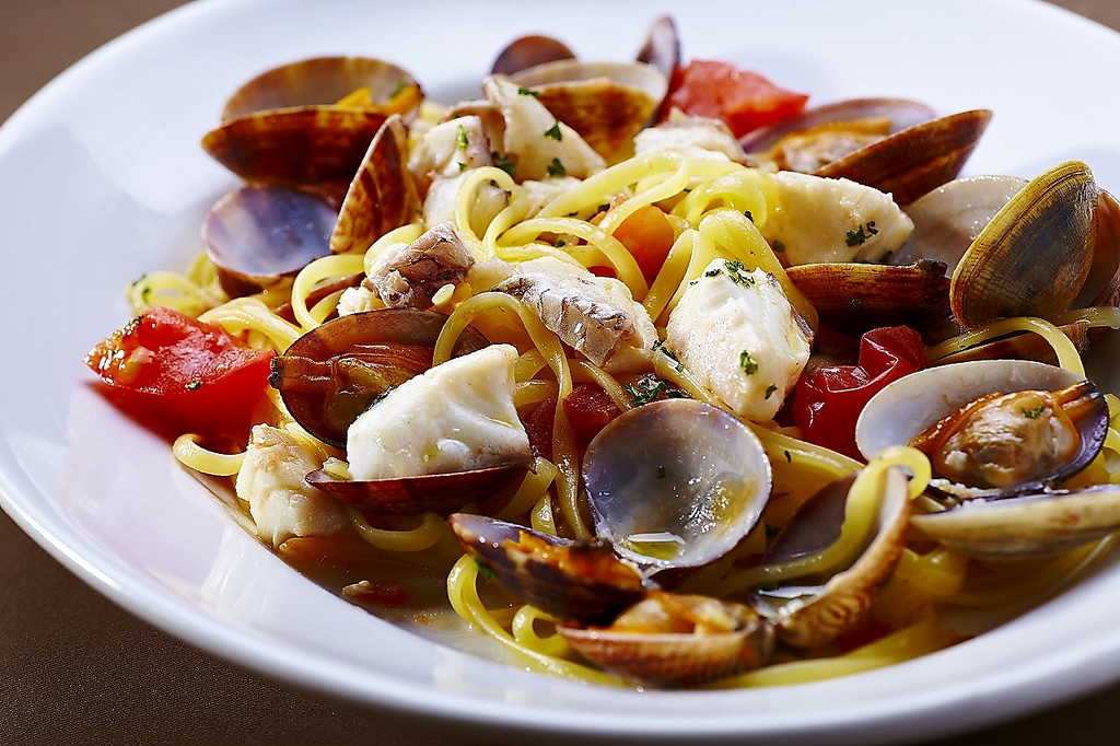 本格パスタが1078円(税込)～のランチが連日大盛況☆