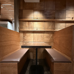 ゆったりとお過ごしいただけるBOX席もございます◎おしゃれな空間と美味しい料理が雰囲気を盛り上げる宴会におすすめの席です。