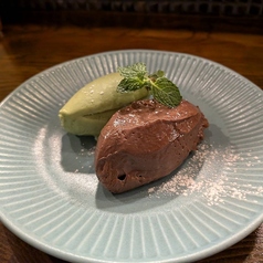 チョコレートクレモサと〇〇〇アイスクリーム