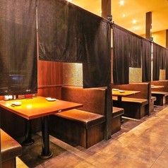 ゆったりソファー席でお寛ぎいただけます！【北千住でお食事処、飲み会を実施するお店をお探しなら北海道へ】