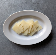 グラナ・パダーノチーズ