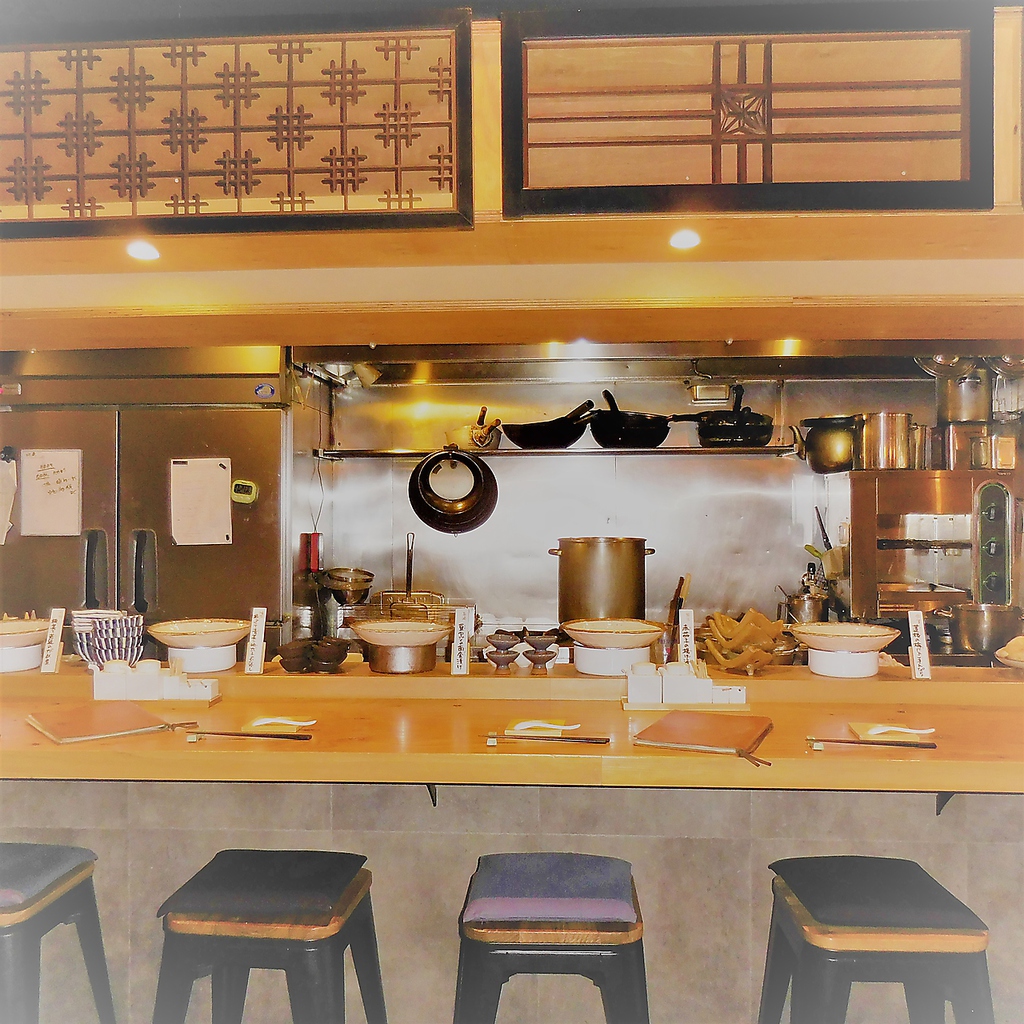 貸切は25名様から承っております。カウンター席でゆったりお食事も最高です【八丁堀/居酒屋/送別会】