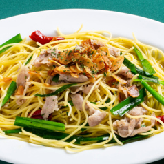 豚バラ肉とニラのペペロンチーノ