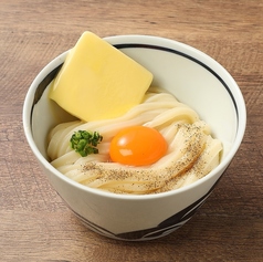 ＋100円で釜揚バターに変更できます。