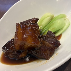 皮付け豚ばら肉の醤油煮込み