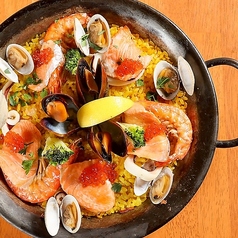 白河産メープルサーモンのシーフードパエリア