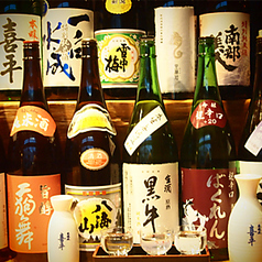 お気に入りを見つける楽しさ。銘酒の飲み比べと飲み放題
