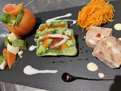 前菜の盛り合わせ(2人前～)