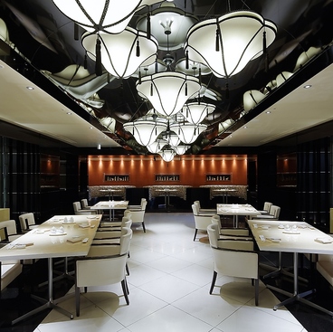 シェラトン都ホテル大阪 中国料理 四川の雰囲気1