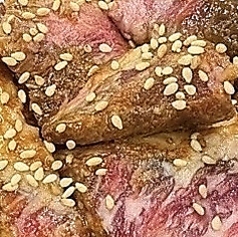 A4和牛カルビにロース、希少な和牛ホルモンも食べ放題！