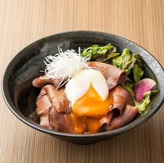 牛たんローストビーフ丼