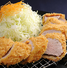 とんかつと和食の店 長八の特集写真