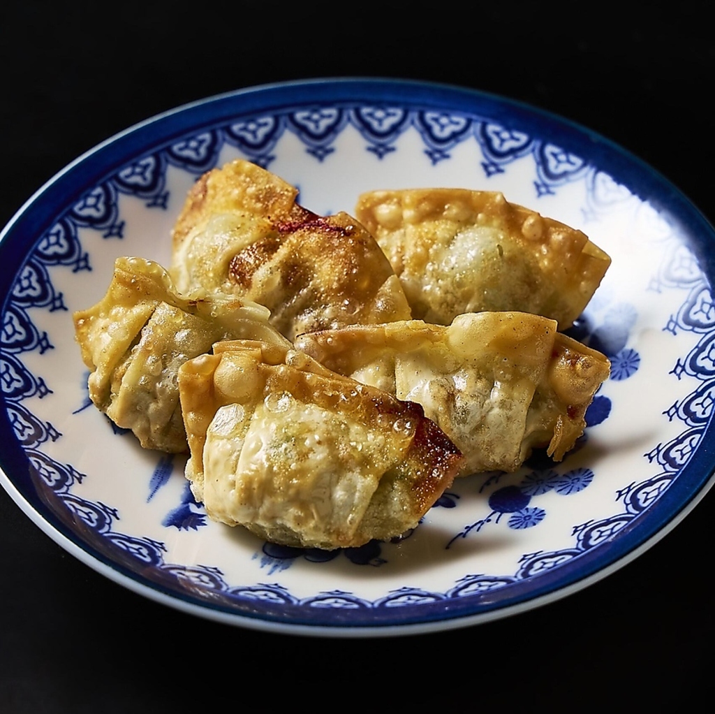 こだわりの一品料理もおすすめです！